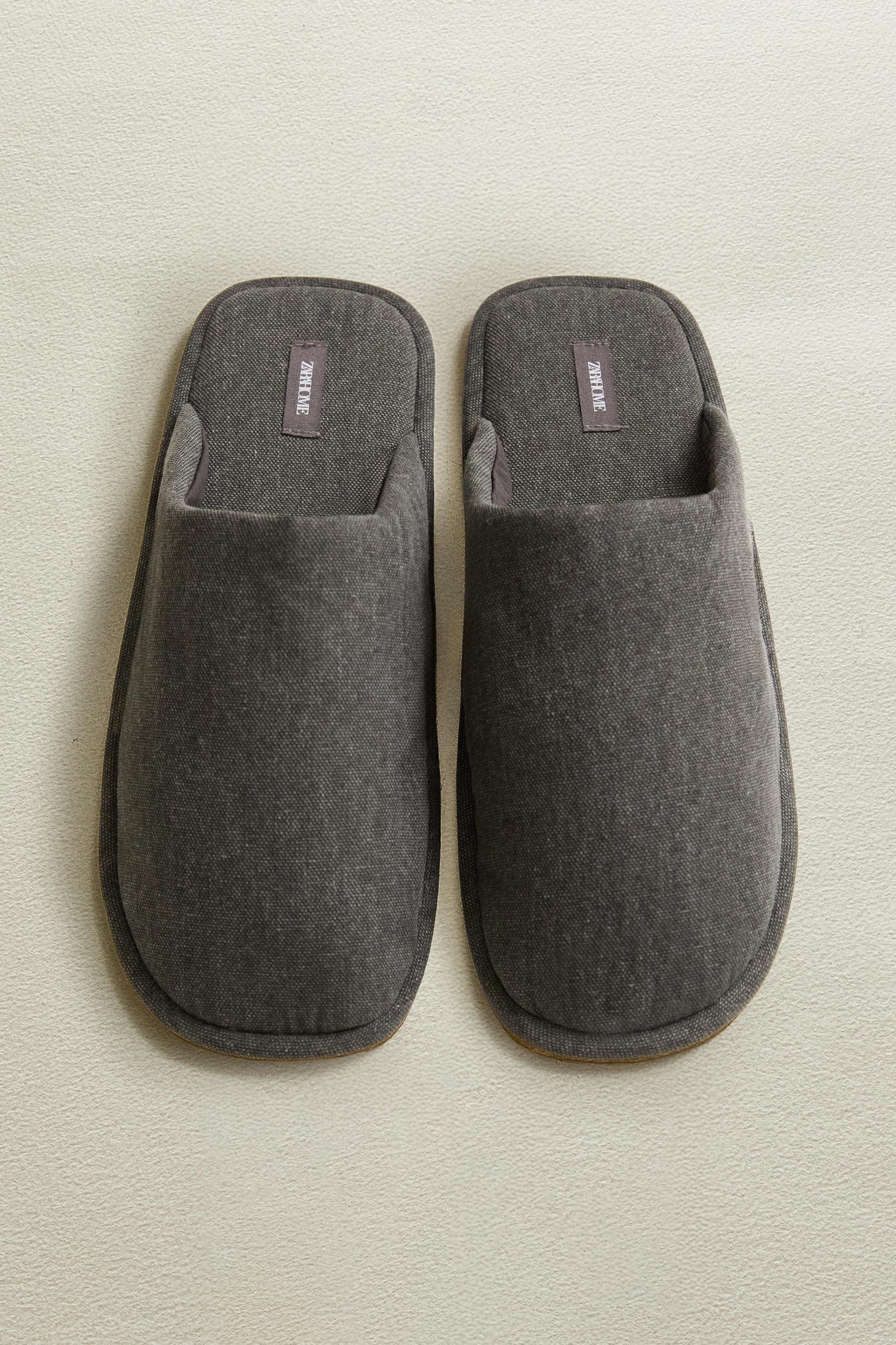 MULE SLIPPERS